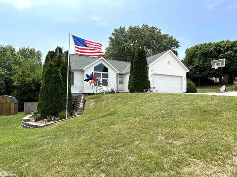 2101 Sunny Slope Dr, Red Oak, IA 51566