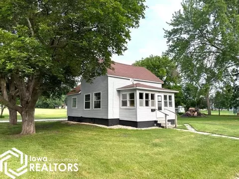 1101 Franklin, Ackley, IA 50601