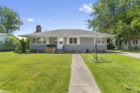 2605 Clearview Dr, Burlington, IA 52601
