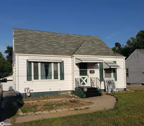 110 S S Fry, Ottumwa, IA 52501