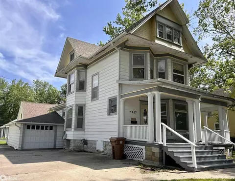 1417 6th Ave, Grinnell, IA 50112