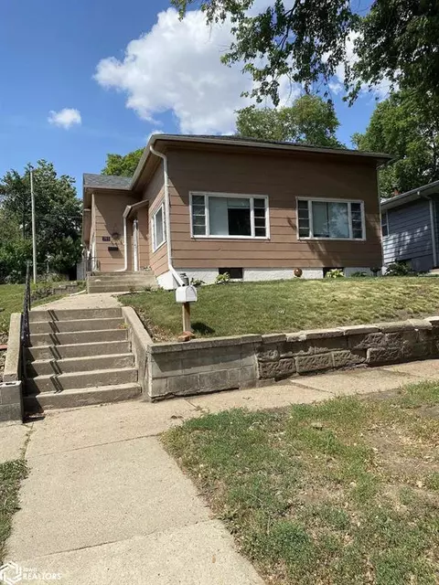 705 E Washington Ave, Red Oak, IA 51566