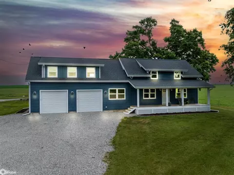 7544 Highway 21 Hwy, Belle Plaine, IA 52208