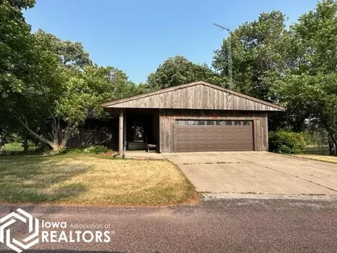 21 W Fork Dr, Humboldt, IA 50548