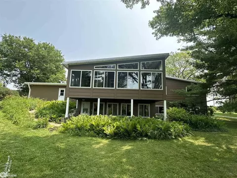 4750 West Ave, Burlington, IA 52601