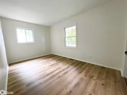 809 S 10th St, Centerville, IA 52544 photo 17
