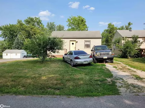 902 Lillian, Ottumwa, IA 52501