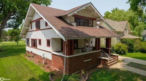 107 3rd St S, Swea City, IA 50590