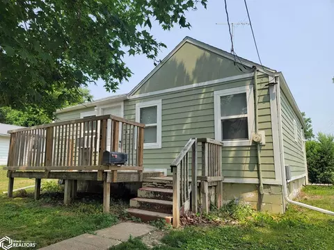 1217 3rd Ave W, Oskaloosa, IA 52577