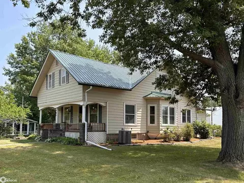 502 E Smith St, Russell, IA 50238
