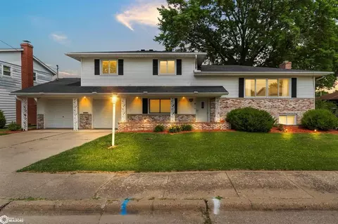 125 Glendale Dr, Burlington, IA 52601