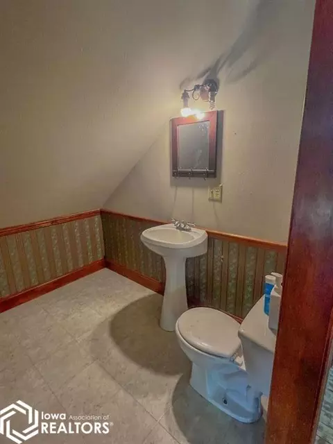 115 2nd St SE, Hampton, IA 50441 photo 16