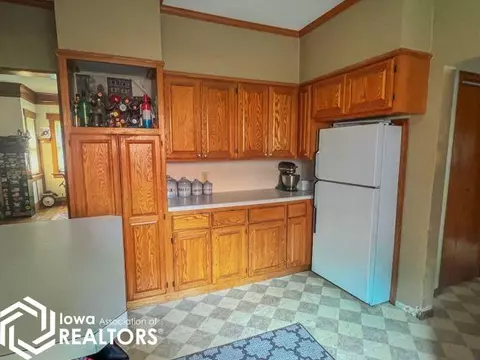 115 2nd St SE, Hampton, IA 50441 photo 2