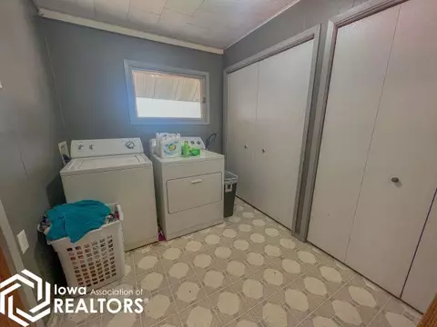115 2nd St SE, Hampton, IA 50441 photo 23