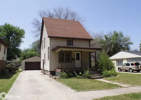 1505 Grove St, Webster City, IA 50595