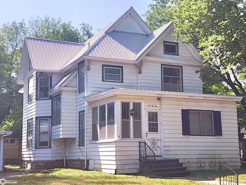 522 N Jefferson Ave, Mason City, IA 50401