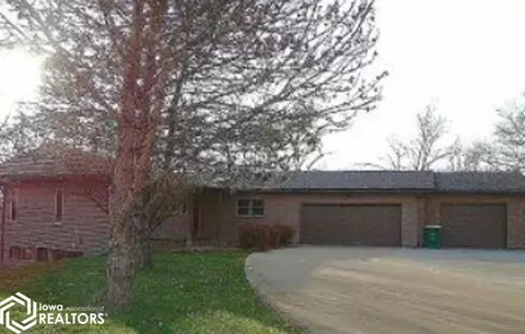 504 Kingman Cir, Fairfield, IA 52556