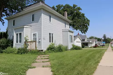 901 State St, Tama, IA 52339