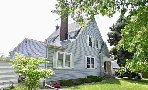 308 14th St, Fort Madison, IA 52627