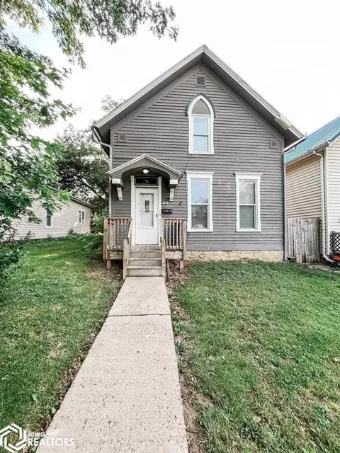 503 S Gertrude St, Burlington, IA 52601