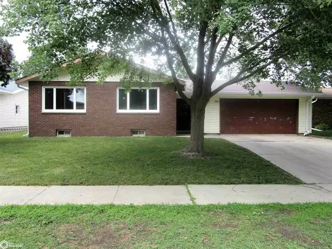 2112 Floyd Ave, Iowa Falls, IA 50126