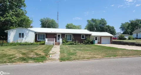 311 N Spruce St, Creston, IA 50801