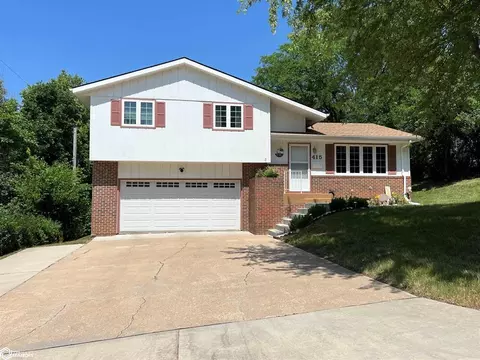 415 Ridgewood Dr, Carroll, IA 51401