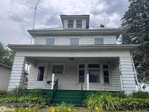 702 E 2nd St, Ottumwa, IA 52501