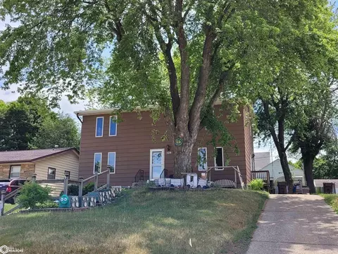 509 W 15th St, Carroll, IA 51401