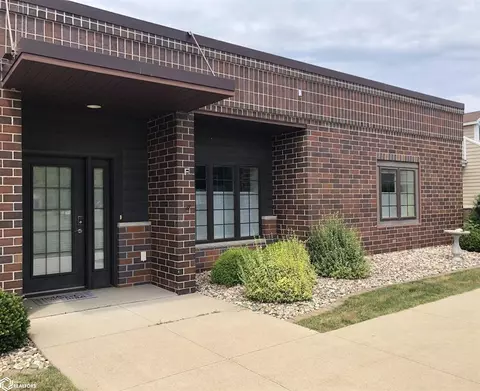 805 3rd Ave S #F, Clear Lake, IA 50428