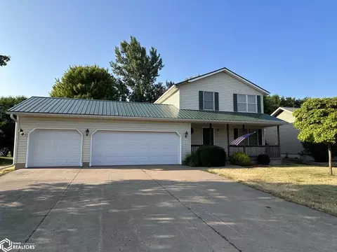907 Huron St, Mediapolis, IA 52637