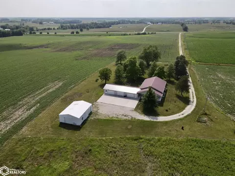 27374 Timber Ave, Pulaski, IA 52584