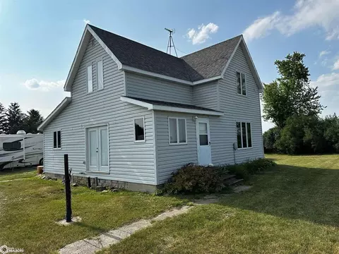 11924 Warbler Ave, Rockford, IA 50468