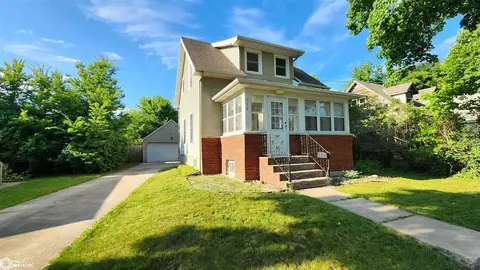 642 11th St NE, Mason City, IA 50401