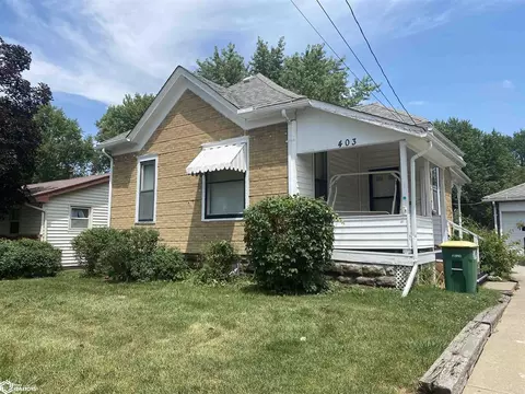 403 S D St, Fairfield, IA 52556