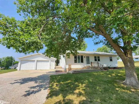 97 Oak St, Massena, IA 50853