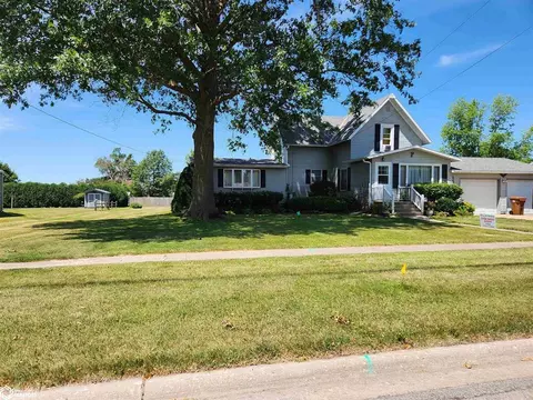1325 Prairie St, Grinnell, IA 50112