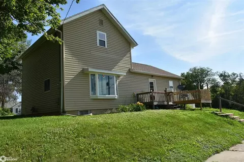 702 12th Ave, Eldora, IA 50627