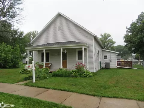 421 N 4th Ave, Logan, IA 51546