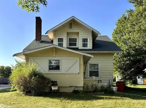 807 Grace Ave, Chariton, IA 50049