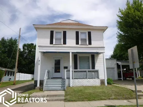 812 Oak St, Burlington, IA 52601