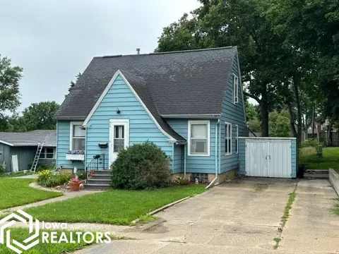 412 S Thorington St, Algona, IA 50511