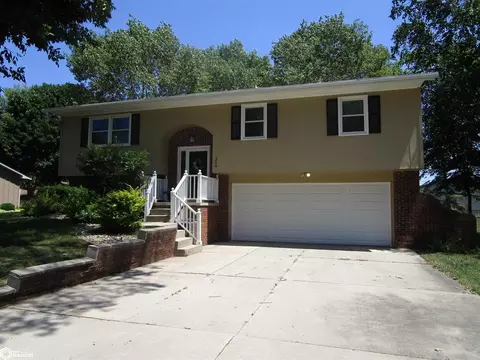 308 Hawthorne, Iowa Falls, IA 50126