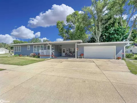 2120 Ellis Ave, Iowa Falls, IA 50126