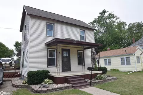 316 1st Ave SW, Clarion, IA 50525