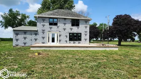 4228 Thrush Ave, Kensett, IA 50448