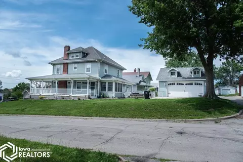 202 N Ash St, Ottumwa, IA 52501
