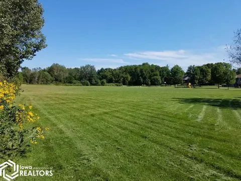 Woodlane Drive, Clear Lake, IA 50428