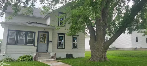 108 N East St, Carroll, IA 51401
