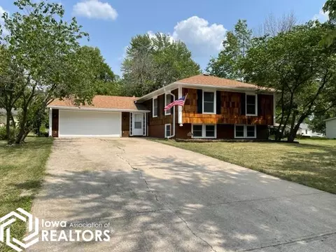415 S Linden St, Lamoni, IA 50140